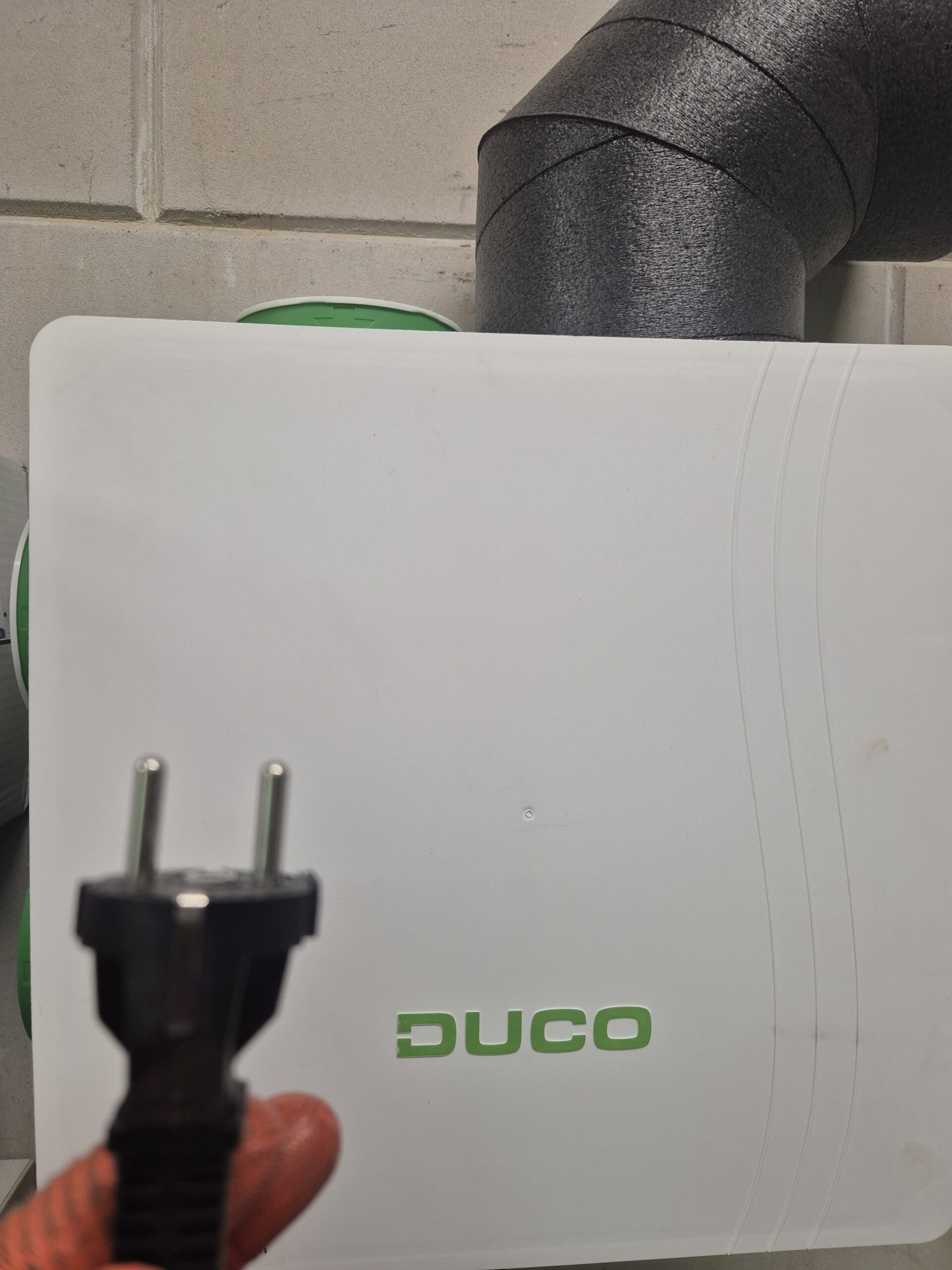 Ventilatiebox stekker bij rook en calamiteit